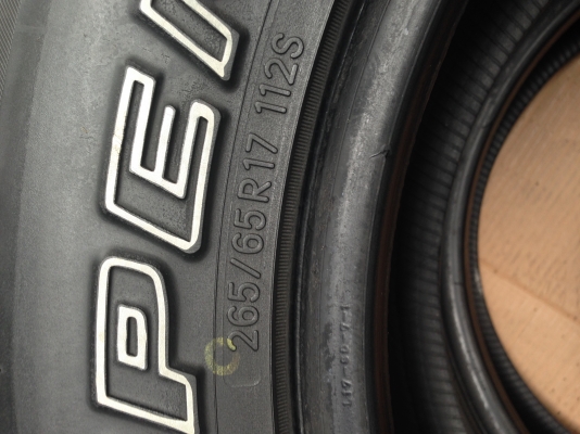 ขายยาง TOYO A/T OPEN COUNTRY 265 65 r17 ปี14  1ชุด T.061-9030026