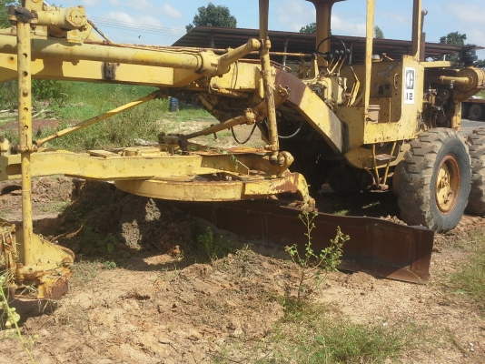 ขายรถเกรด cat 12 gf