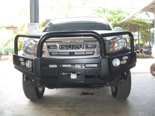 กันชนหน้าสามเขา ไฟใหญ่B สินค้า จาก lwn 4x4