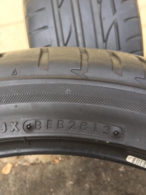ขายยาง BRIDGESTONE S001 245-40-18 ปี13 ดอกเต็ม ไม่ปะ ไม่กินข้าง คู่ละ 3,500 บาท