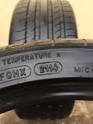 ขายยาง MICHELIN PILOT SPORT PS2 235-35-19 ปี14 ดอกเต็ม ไม่ปะ คู่ละ 4,500 บาท