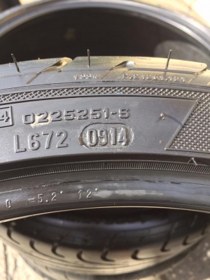 ขายยาง PIRELLI P-ZERO CORSA (TREADWEAR 60) 235-35-19 ปี14 ดอกเต็ม ไม่ปะ คู่ละ 4,500 บาท
