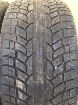 ขายยาง ACHILLES DESERT HAWK UHP 285-35-22 ปี11 ตุ่มหน้ายางยังอยู่ ไม่มีตำหนิ ยางป้ายแดงใส่จอดโชว์อย่างเดียว คู่ละ 4,000 บาท