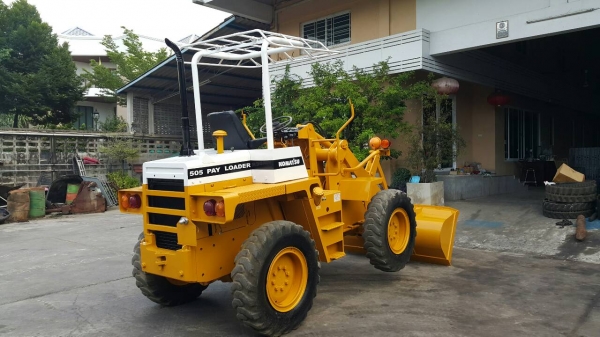 ขาย รถตัก KOMATSU รุ่น 505 มือสองญี่ปุ่น ตักได้ 1คิว สองเพลา เอวอ่อน เกียร์ทอร์ค เช็คระบบแล้ว แรงดี เบรคดีมาก พร้อมใช้งาน มือถือ/LINE ID : 0818753444 ขาย รถตัก KOMATSU รุ่น 505 มือสองญี่ปุ่น ตักได้ 1คิว สองเพลา เอวอ่อน เกียร์ทอร์ค เช็คระบบแล้ว แรงดี เบรคดีมาก พร้อมใช้งาน มือถือ/LINE ID : 0818753444