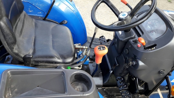 นิว ฮอลแลนด์  New Holland TC38 R