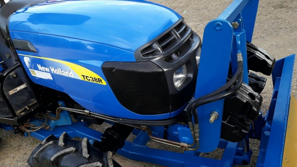 นิว ฮอลแลนด์  New Holland TC38 R