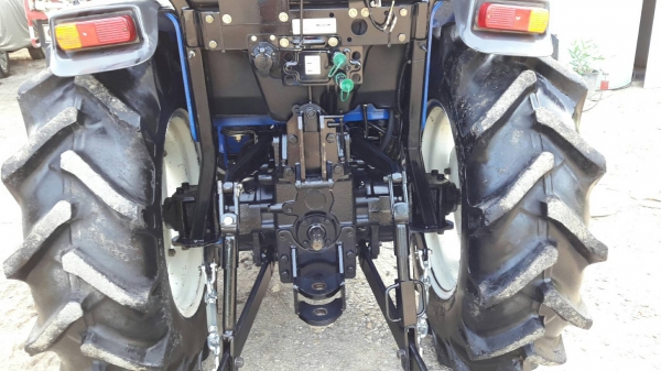 นิว ฮอลแลนด์  New Holland TC38 R