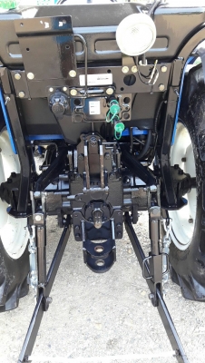 นิว ฮอลแลนด์  New Holland TC38 R