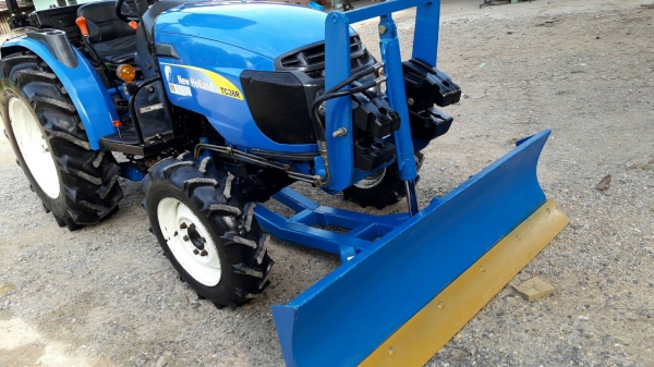 นิว ฮอลแลนด์  New Holland TC38 R