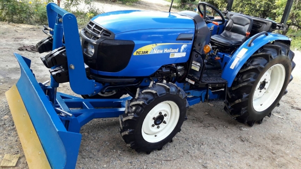 นิว ฮอลแลนด์  New Holland TC38 R