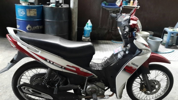 ขาย Yamaha Spark 115 i สตาร์ทมือ ปี 57 เครื่องดีเดิมๆไม่หลวม ชุดสีใช้ได้ (รถเป็นป้ายเหลืองยกเลิกแล้ว) เล่มพร้อมชุดโอน ขาย Yamaha Spark 115 i สตาร์ทมือ ปี 57 เครื่องดีเดิมๆไม่หลวม ชุดสีใช้ได้ (รถเป็นป้ายเหลืองยกเลิกแล้ว) เล่มพร้อมชุดโอน