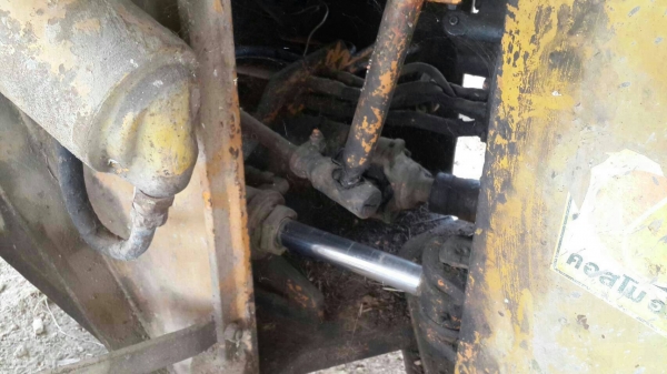 ขายรถตักล้อยาง KOMATSU JH63 ต่อแขนแล้ว ราคา 300000