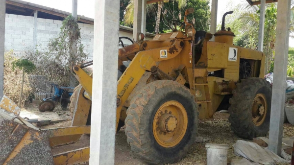 ขายรถตักล้อยาง KOMATSU JH63 ต่อแขนแล้ว ราคา 300000