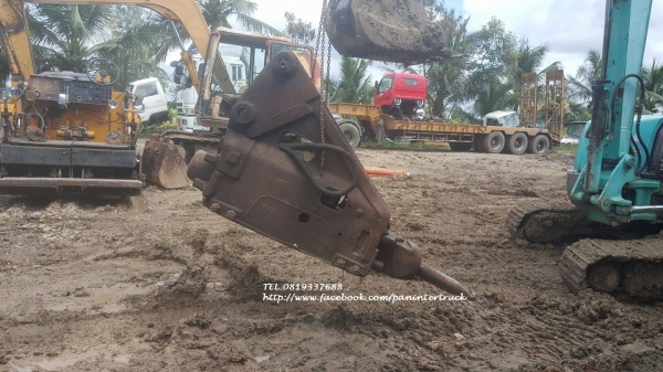 From JAPANหัวกระแทก: OKADA -UB8/สำหรับรถขุดไซค์ 100,120/รูสลัก 60 มิล/สินค้าเก่านอก(ทดสอบแล้วใช้งานได้จริง) ราคา 95,000 บาท สนใจติดต่อ 0819337688