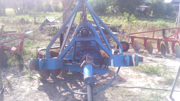 ขายเครื่องเจาะหลุม รถไถ ขายเครื่องเจาะหลุม รถไถ