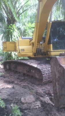 ขายดาวน์รถแบคโฮ KOMATSU PC200-8MO ไมล์ 3265 ชม.ขายดาวน์ 350000