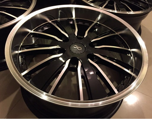 ล้อ Infinity ขอบ20 สภาพสวย ไม่มีซ่อม ราคาไม่แพง