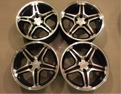 ล้อ JRD ขอบ18 สภาพสวย ไม่มีซ่อม ราคาไม่แพง