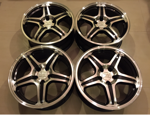 ล้อ JRD ขอบ18 สภาพสวย ไม่มีซ่อม ราคาไม่แพง