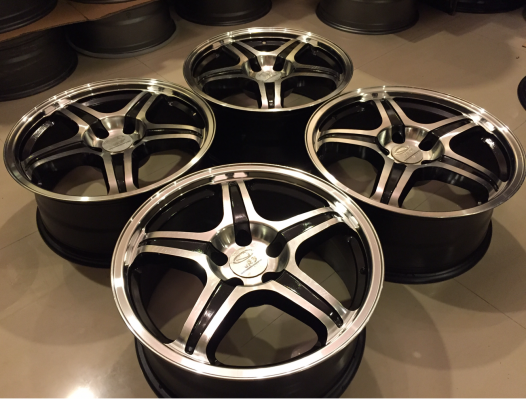 ล้อ JRD ขอบ18 สภาพสวย ไม่มีซ่อม ราคาไม่แพง