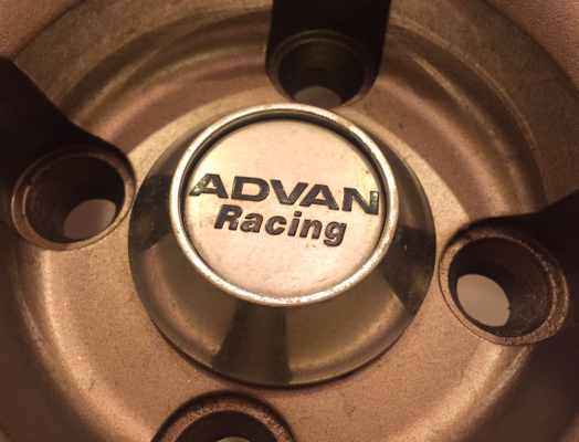 ล้อADVAN ขอบ17 สภาพสวย ไม่มีซ่อม ราคาไม่แพง