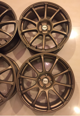 ล้อADVAN ขอบ17 สภาพสวย ไม่มีซ่อม ราคาไม่แพง