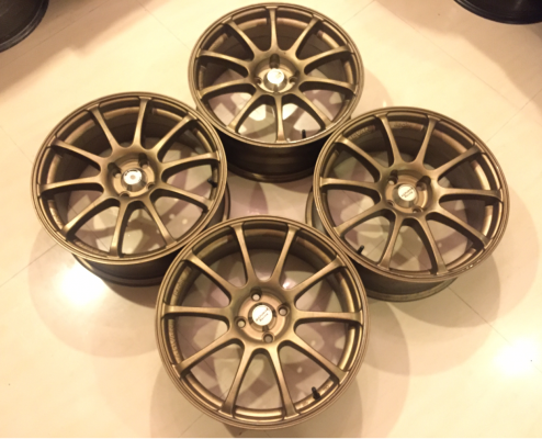 ล้อADVAN ขอบ17 สภาพสวย ไม่มีซ่อม ราคาไม่แพง