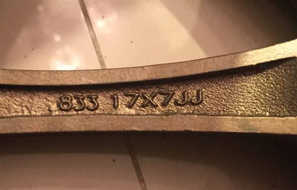 ล้อADVAN ขอบ17 สภาพสวย ไม่มีซ่อม ราคาไม่แพง