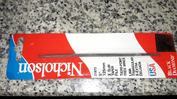ขายตะไบสามเหลี่ยม NICHOLSON made in USA.ใหม่เก่าเก็บ
