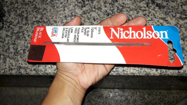 ขายตะไบสามเหลี่ยม NICHOLSON made in USA.ใหม่เก่าเก็บ ขายตะไบสามเหลี่ยม NICHOLSON made in USA.ใหม่เก่าเก็บ
