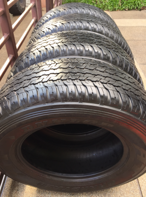 ยาง Dunlop 265 65 17 กลางปี15 มี2ชุด ดอกเต็ม ใช้ยาว ราคาไม่แพง