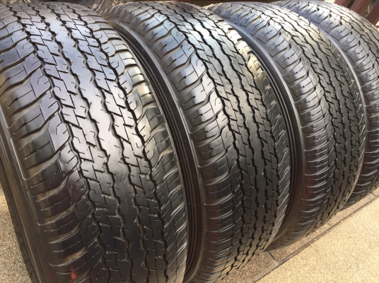 ยาง Dunlop 265 65 17 กลางปี15 มี2ชุด ดอกเต็ม ใช้ยาว ราคาไม่แพง