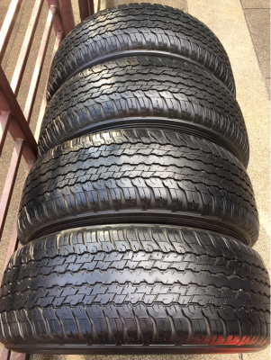 ยาง Dunlop 265 65 17 กลางปี15 มี2ชุด ดอกเต็ม ใช้ยาว ราคาไม่แพง