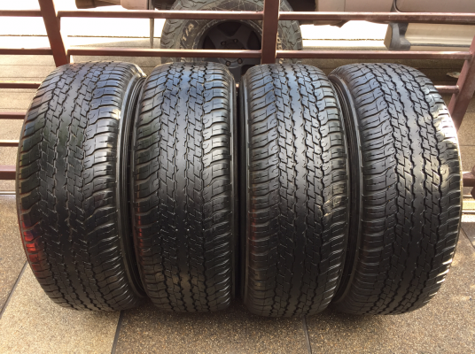 ยาง Dunlop 265 65 17 กลางปี15 มี2ชุด ดอกเต็ม ใช้ยาว ราคาไม่แพง