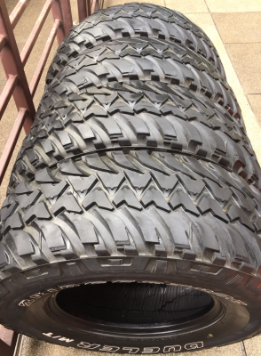 ยาง Mud Bridgestone 265 75 16 กลางปี13 พร้อมใช้งาน ราคาไม่แพง