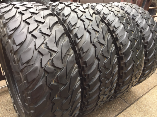 ยาง Mud Bridgestone 265 75 16 กลางปี13 พร้อมใช้งาน ราคาไม่แพง