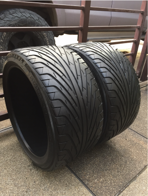 ยางคู่ Triangle 265 35 18 กลางปี15 ดอกเต็ม ไม่มีปะ ไม่มีกินข้าง ใช้ยาว ราคาไม่แพง