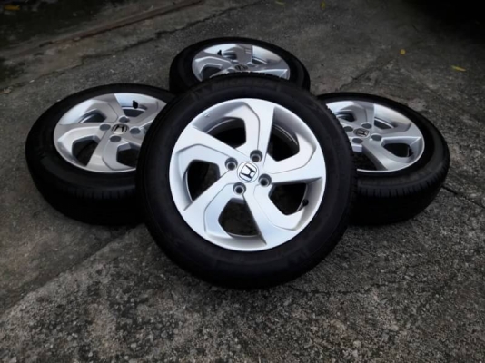 ล้อhonda city ขอบ15 พร้อมยาง 175/65/15 ปลายปี15 ชุดล่ะ8,000
