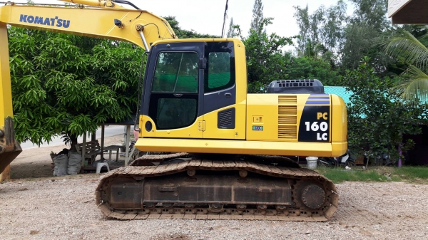 ขายรถแบคโฮ KOMATSU PC130-8 ไมล์ 11000 ชม.ราคา 1480000