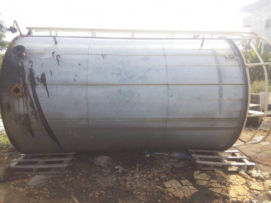 ถัง 30,000 ลิตร สภาพดีมากๆครับ สวยนิ้ง 180,000 เท่านั้น!!! (ร้านวินิตรครับ)