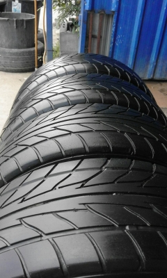 195/55R15  NITTO NT555 EXTREM ZR  ชุด 4 เส้น tel. 081-427-3941