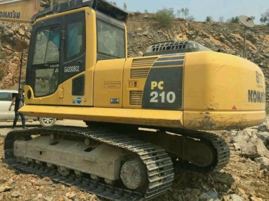 ขาย!! >>> Komatsu Pc210 รุ่น 8 <<< รถใช้งานได้ไมล์ 9,000 กว่าชั่วโมง ราคา 1,420,000 บาท ต่อรอง