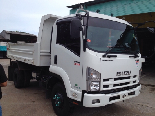 ขายรถหกล้อดั้ม 210. ปี 57 ไมล์วิ่ง 40,000 รถสวยคับ ขายรถหกล้อดั้ม 210. ปี 57 ไมล์วิ่ง 40,000 รถสวยคับ