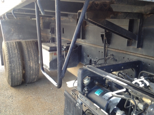 ขายรถหกล้อดั้ม 210. ปี 57 ไมล์วิ่ง 40,000 รถสวยคับ ขายรถหกล้อดั้ม 210. ปี 57 ไมล์วิ่ง 40,000 รถสวยคับ