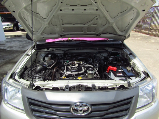 TOYOTA VIGO 2.7CAB CNG ปี2014