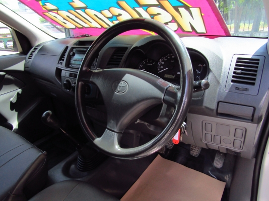 TOYOTA HILUX VIGO CHAMP 2.5 MT ปี 2012