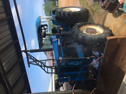 ต้องการขายรถไถ