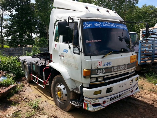 ขายหัวลาก ร็อกกี้240แรง รถสวยสภาพดี พร้อมใช้งาน เอกสารเล่มทะเบียนพร้อมโอน ราคา570,000 สนใจโทร 090-8588220คุณนะ 093-3258446คุณบิว หรือเข้าดูสินค้าอื่นๆได้ที่ www.narong2truck.com หรือ www.truck.in.th/498 หรือเพจFacebook ณรงค์ ซื้อขายรถมือสอง (เว็บไซต์ส่วนต