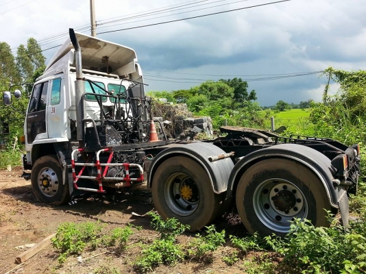 ขายหัวลาก ร็อกกี้240แรง รถสวยสภาพดี พร้อมใช้งาน เอกสารเล่มทะเบียนพร้อมโอน ราคา570,000 สนใจโทร 090-8588220คุณนะ 093-3258446คุณบิว หรือเข้าดูสินค้าอื่นๆได้ที่ www.narong2truck.com หรือ www.truck.in.th/498 หรือเพจFacebook ณรงค์ ซื้อขายรถมือสอง (เว็บไซต์ส่วนต