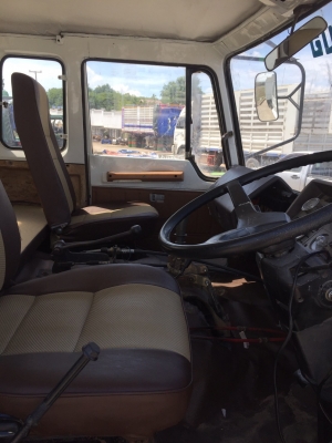 ขายรถ 10 ล้อ 2 เพลา กระบะเนียมดั้ม HINO ซูโม่227 วางเครื่อง P11C-320แรง มีระบบลากลูก ราคา.750000 สนใจรีบจองด่วน